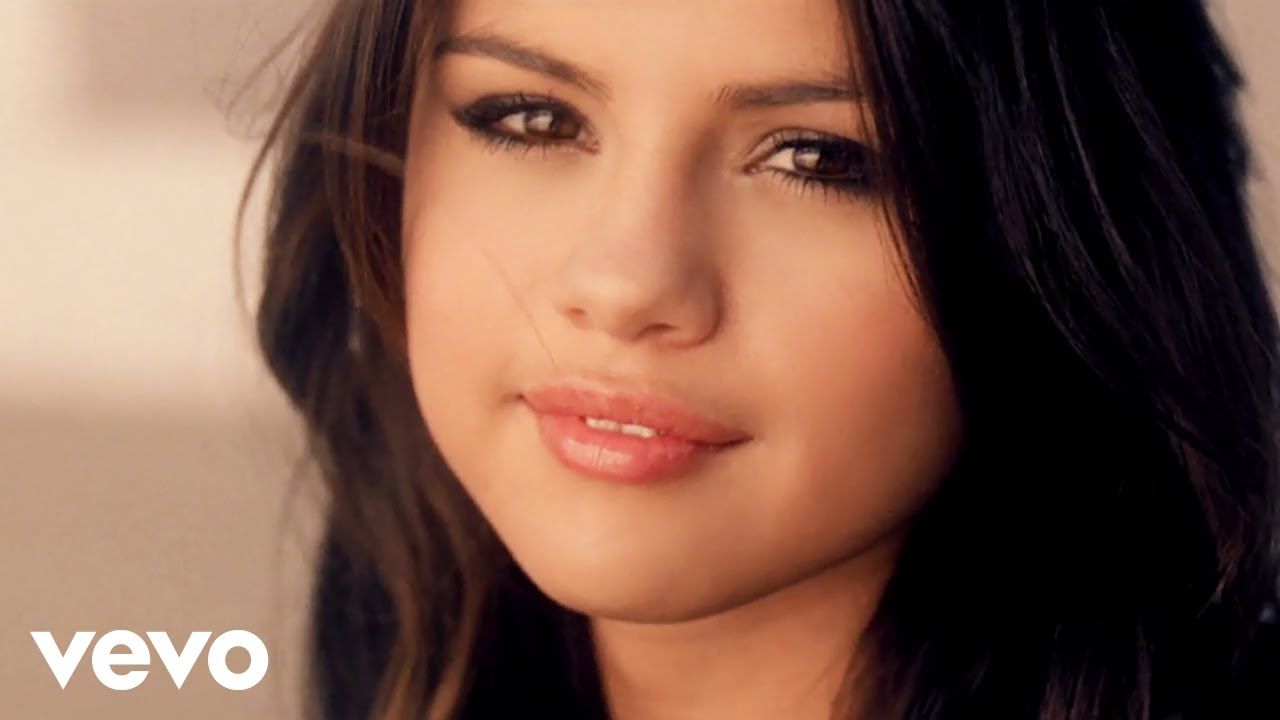 Selena Gomez & The Scene – Who Says