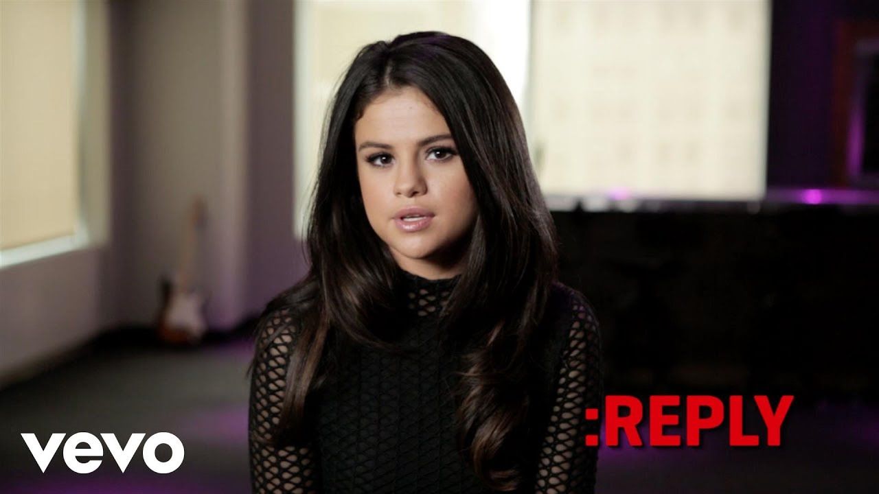 Selena Gomez – ASK:REPLY (Part 1)