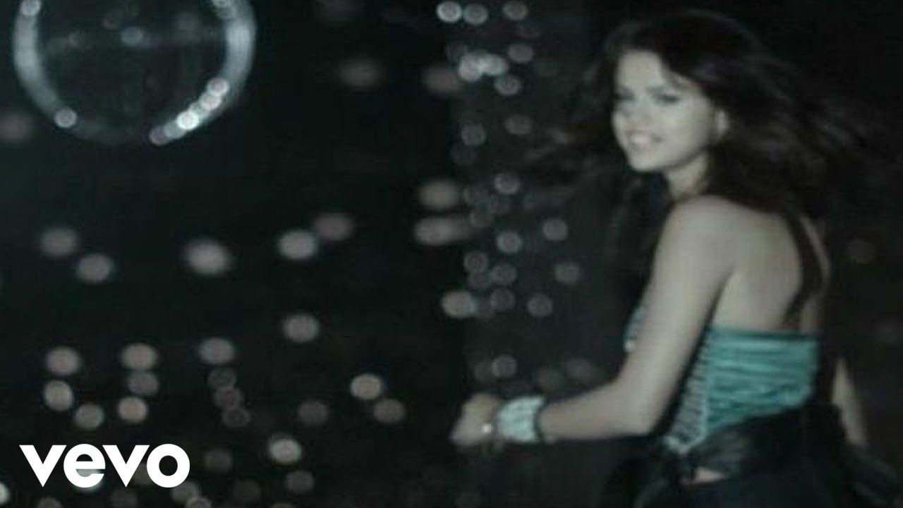 Selena Gomez & The Scene – Hit The Lights – Teaser 3